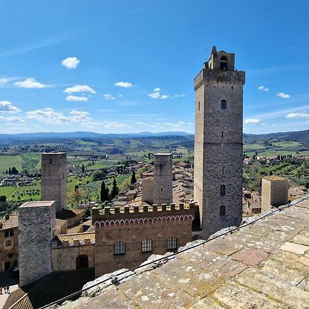 Torre Salvucci Maggiore Medieval Tower Experience 산지미냐노 외부 사진