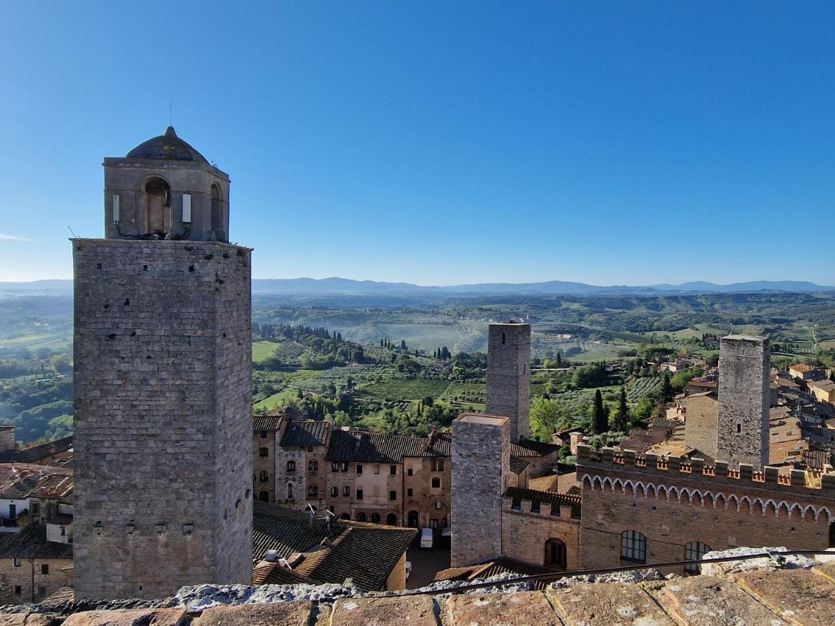 Torre Salvucci Maggiore Medieval Tower Experience 산지미냐노 외부 사진